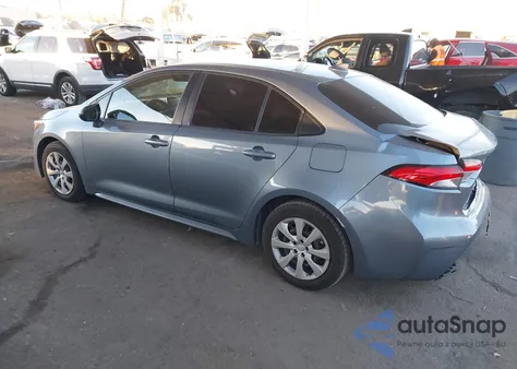2021 Toyota Corolla Le z USA, uszkodzony, nr VIN JTDEPMAE6MJ163657